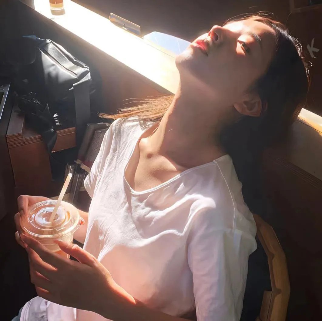 他人的悲伤 海报